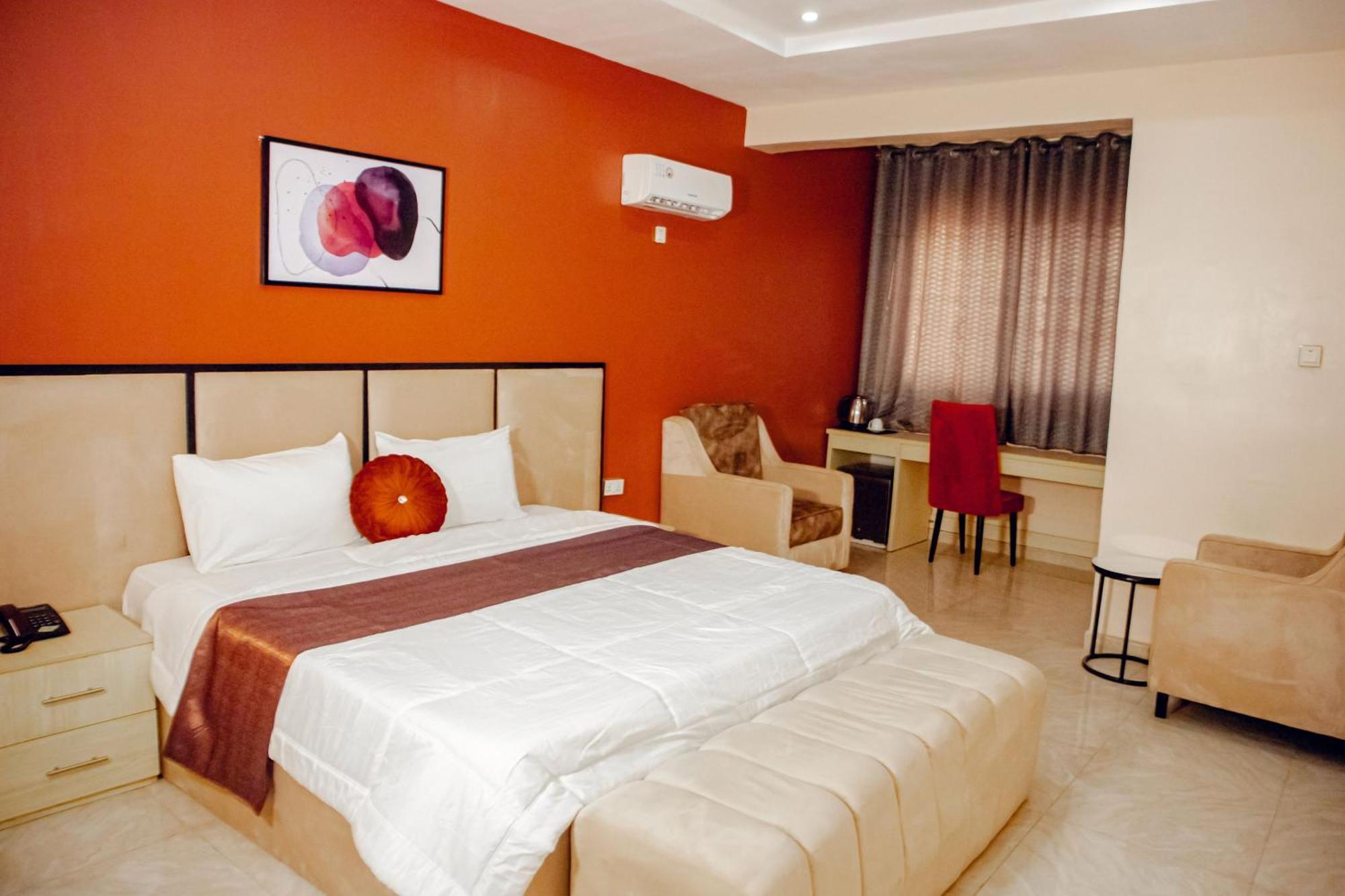 Nexus Xpress Hotel Abuja Buitenkant foto
