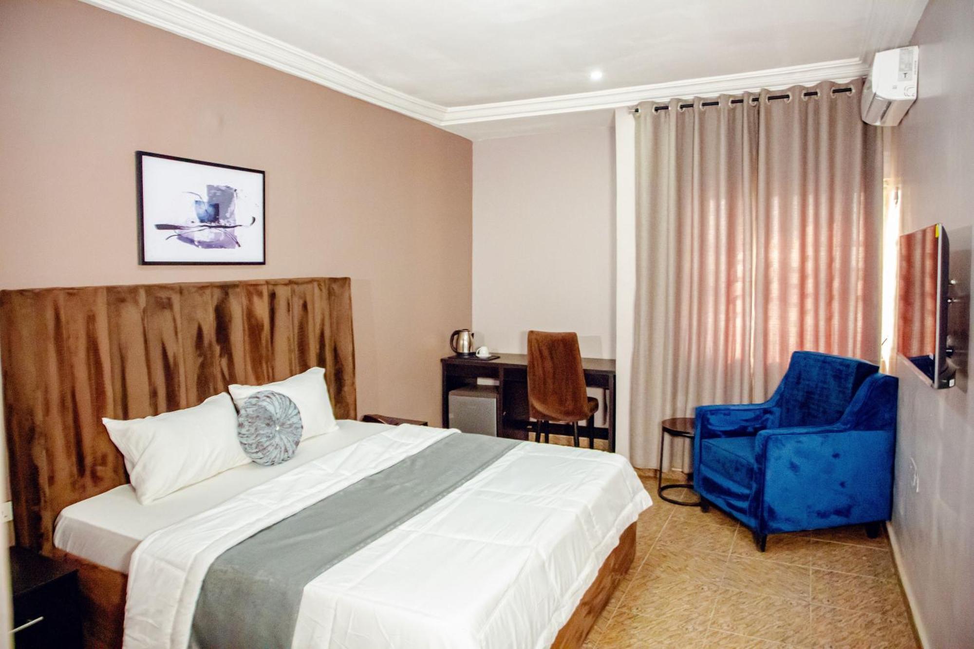 Nexus Xpress Hotel Abuja Buitenkant foto